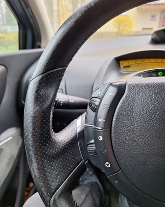 Citroen C4 cena 8500 przebieg: 234000, rok produkcji 2005 z Biała małe 301